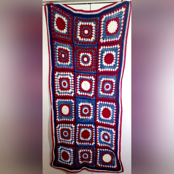 New. Hand Made Patriotic Crocheted Throw..❤️🤍💙 - Picture 5 of 5